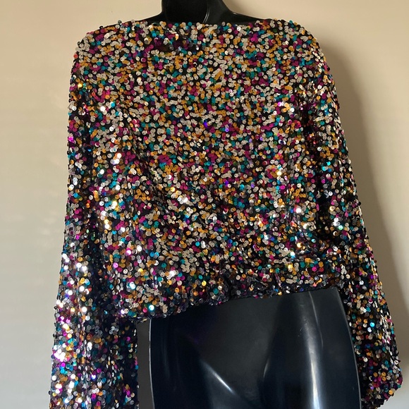 Women’s multi colored sequin top - Picture 3 of 3
